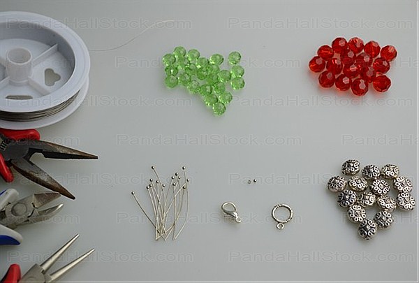 Necessary materials for bead necklace ideas